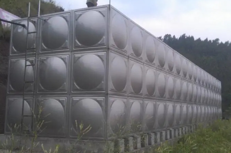 重庆梯形降温水箱:提升效能的节能利器